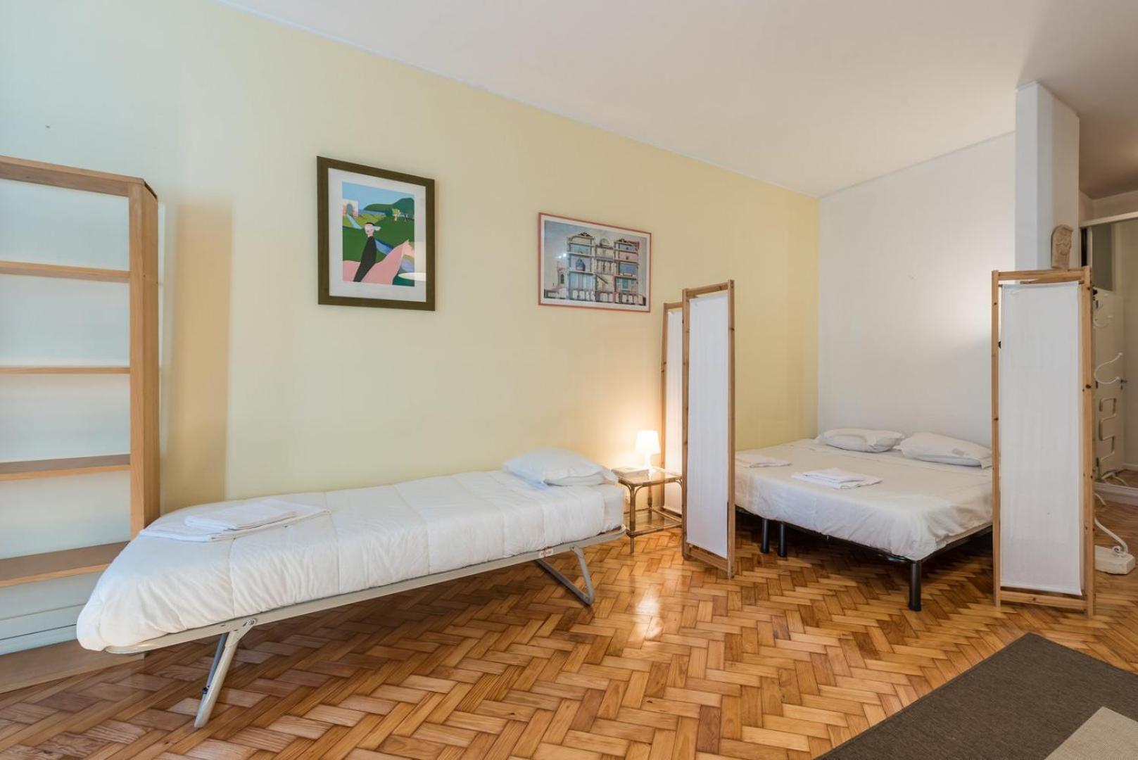 Guestready - Minimalistic Studio Downtown ポルト エクステリア 写真